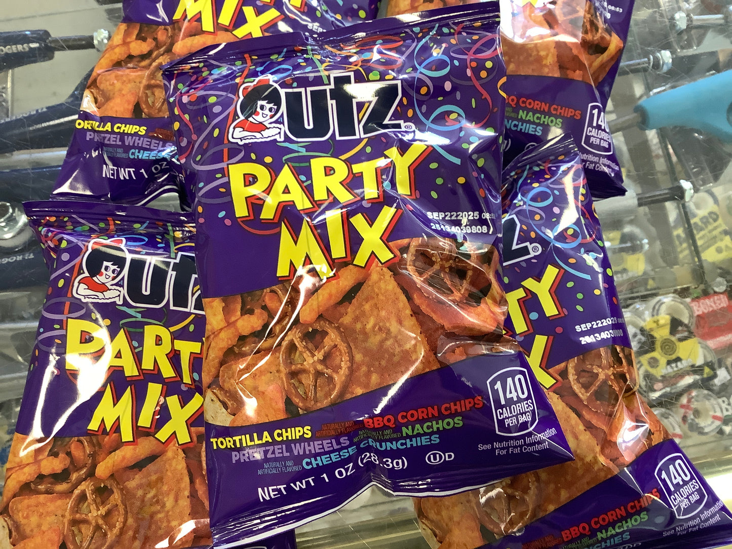 Utz party mix 1oz