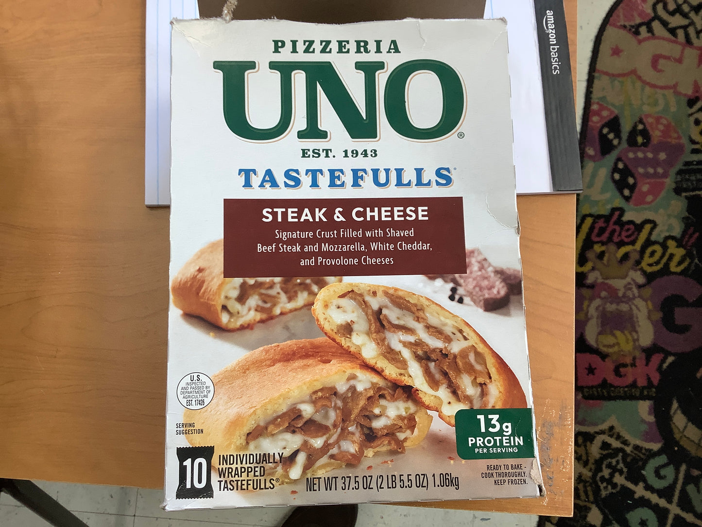 Uno steak and cheese tastefully
