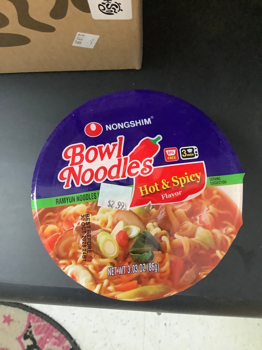 Nongshin bowl noodle soup 3oz hot & spicy