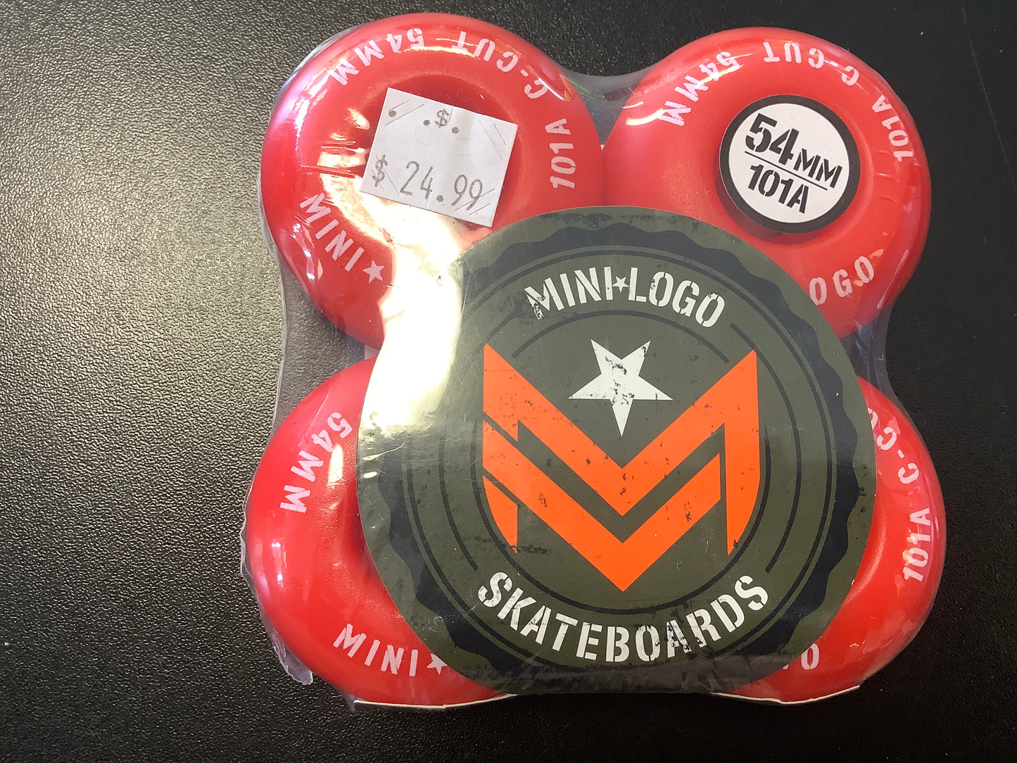Mini logo skateboard wheels red c cut