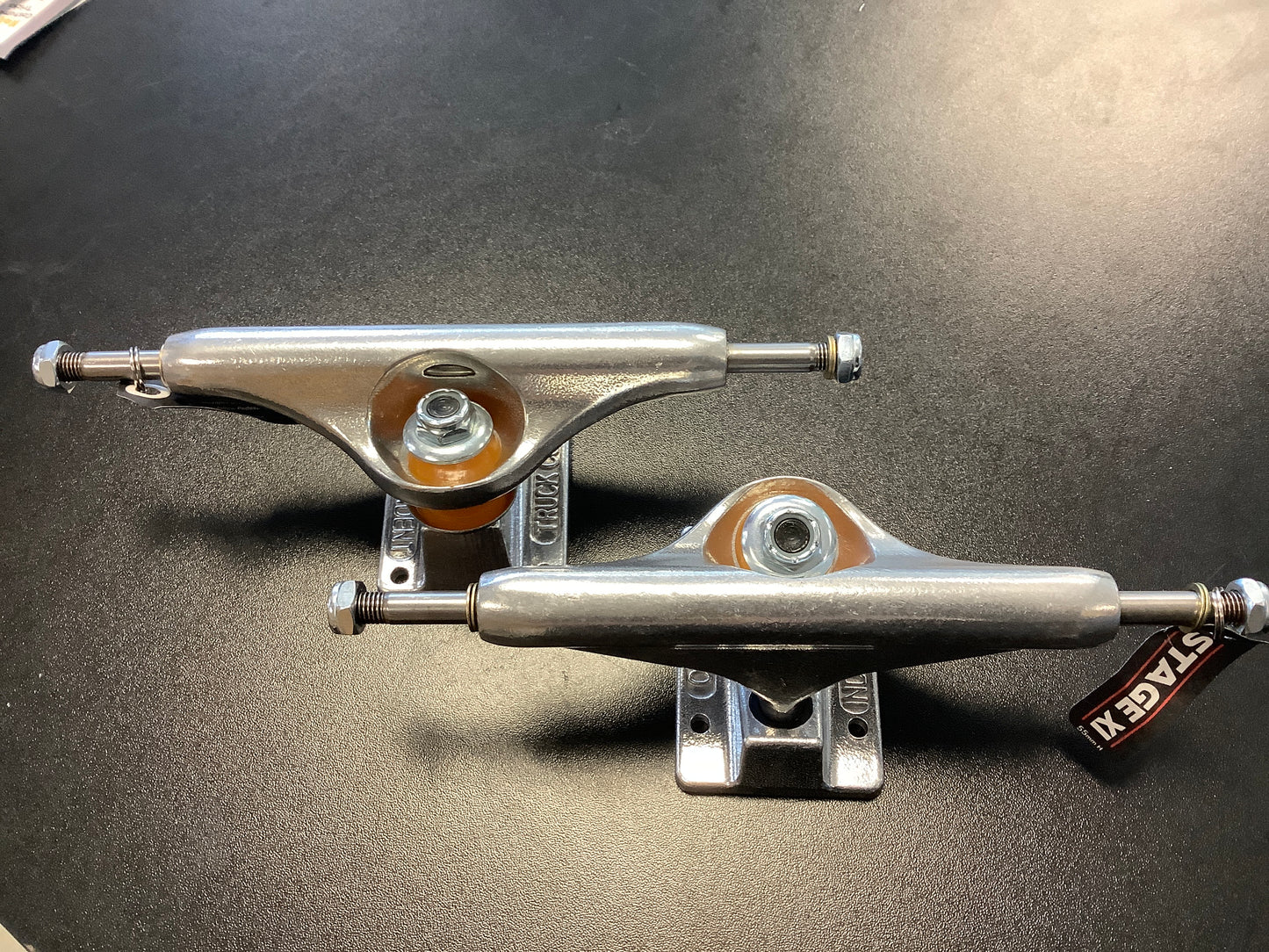 Independent Trucks 144 stage 11 polished silver