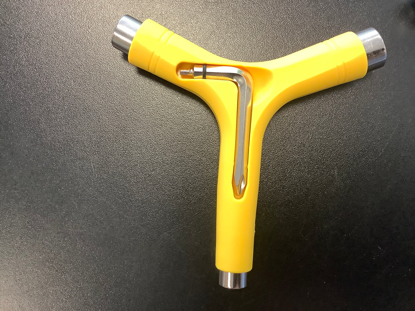 Y tool yellow
