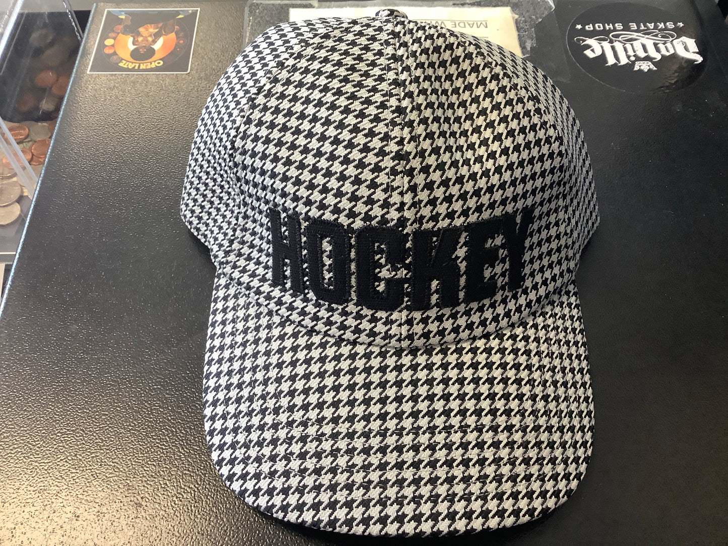 Hockey Houndstooth hat