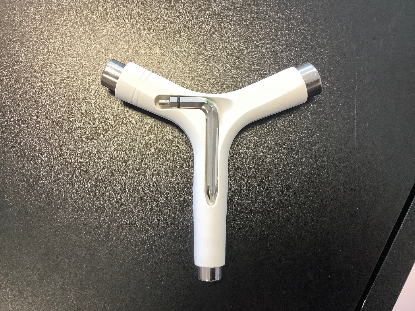 Y tool white