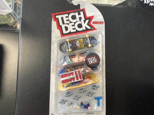 Tech deck 4 pack Hook Ups