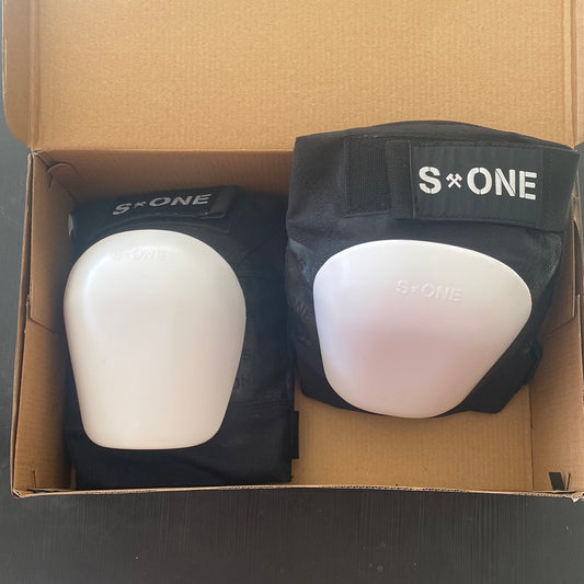 S ONE Pro Knee Pads Black L