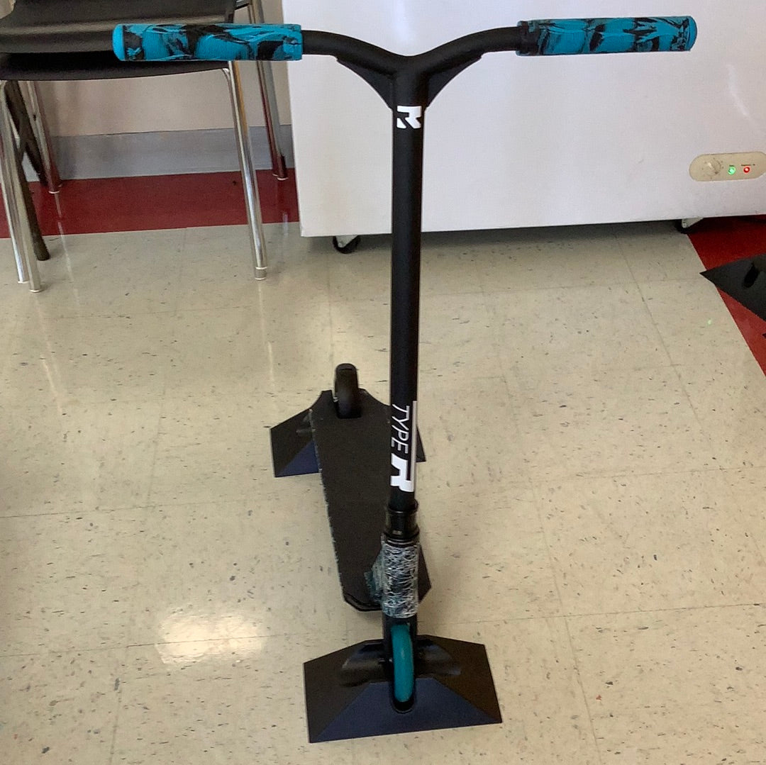 Root Industries Type R Complete Scooter (assorted-sold separately)