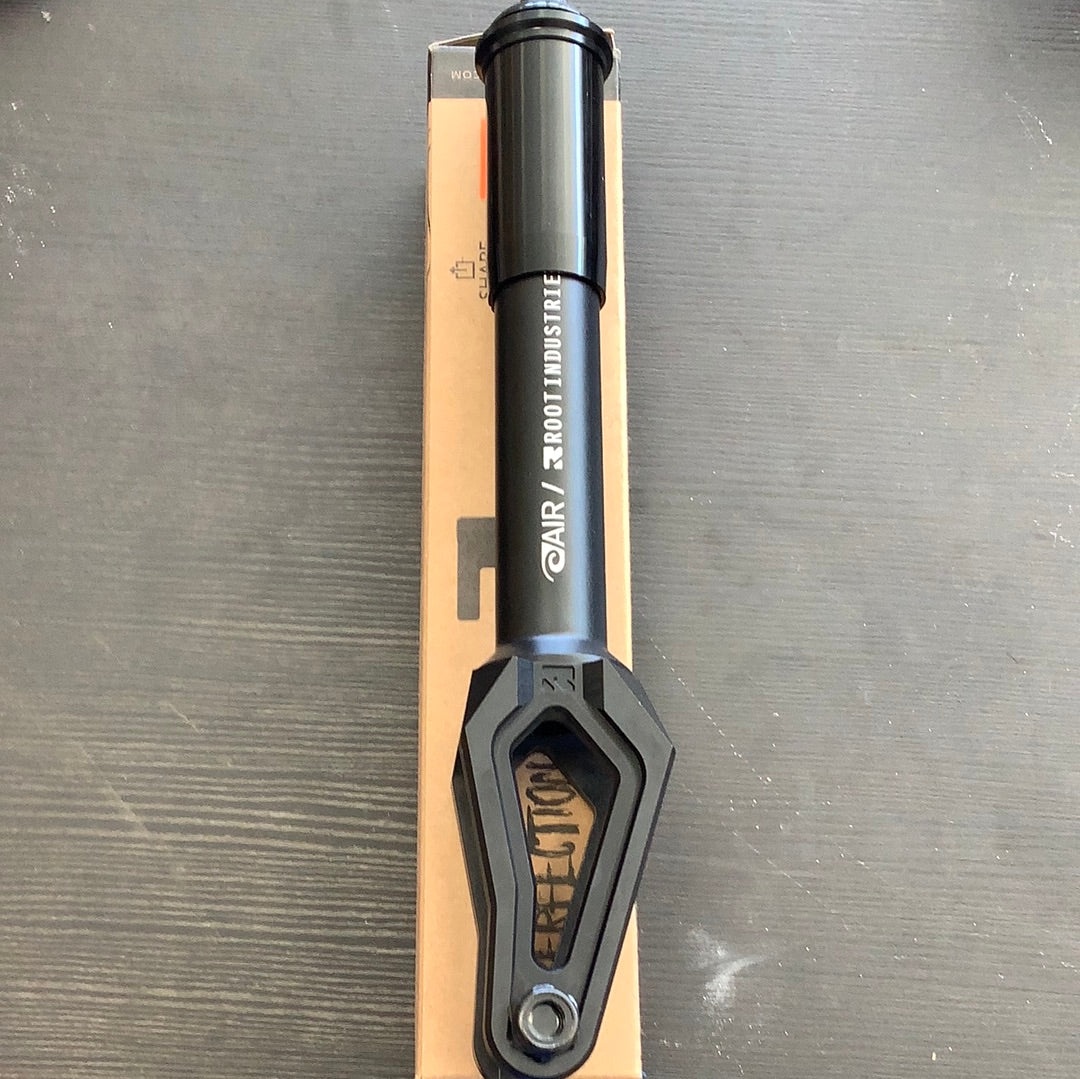 Root Industries Air Fork Black