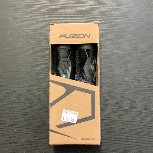 Fuzion Z Grips White Swirl