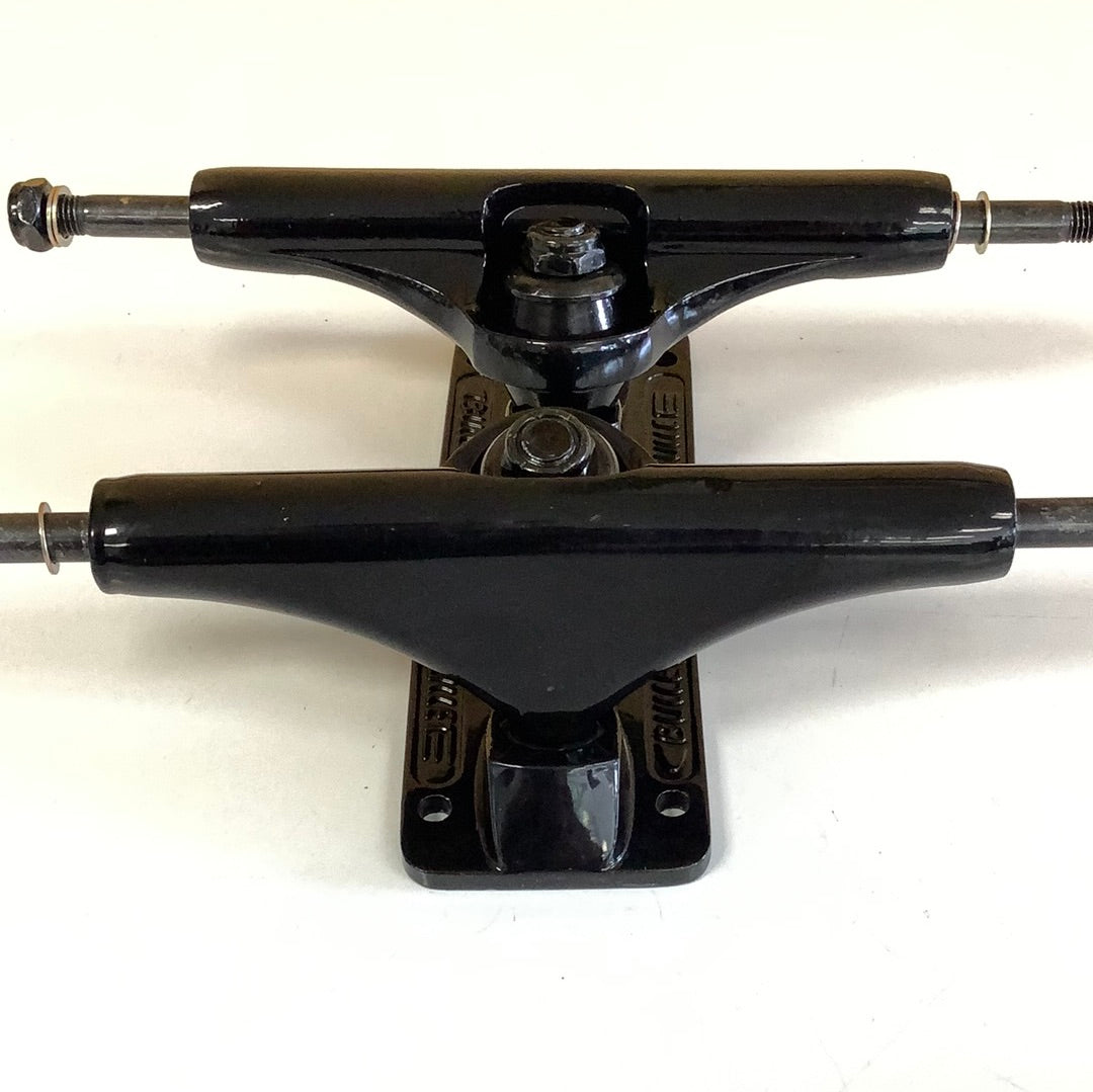 Bullet Trucks Black 145