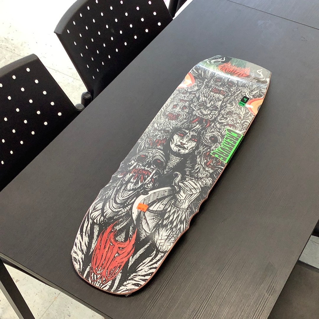 Creature deck Hitz 9.0” shaped