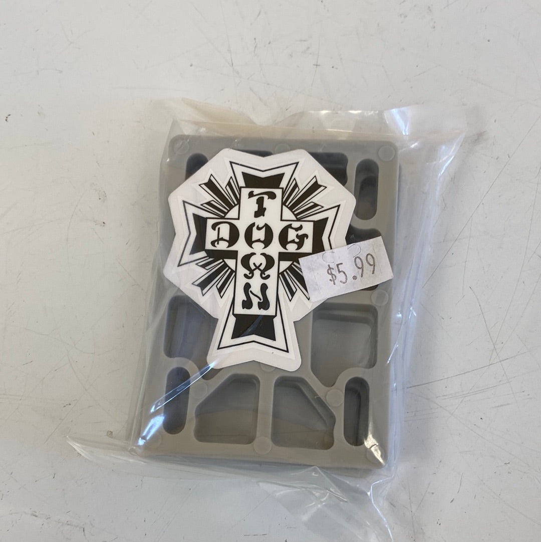 Dogtown 1/4” riser gray