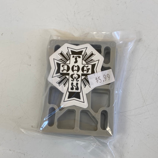 Dogtown 1/4” riser pads gray