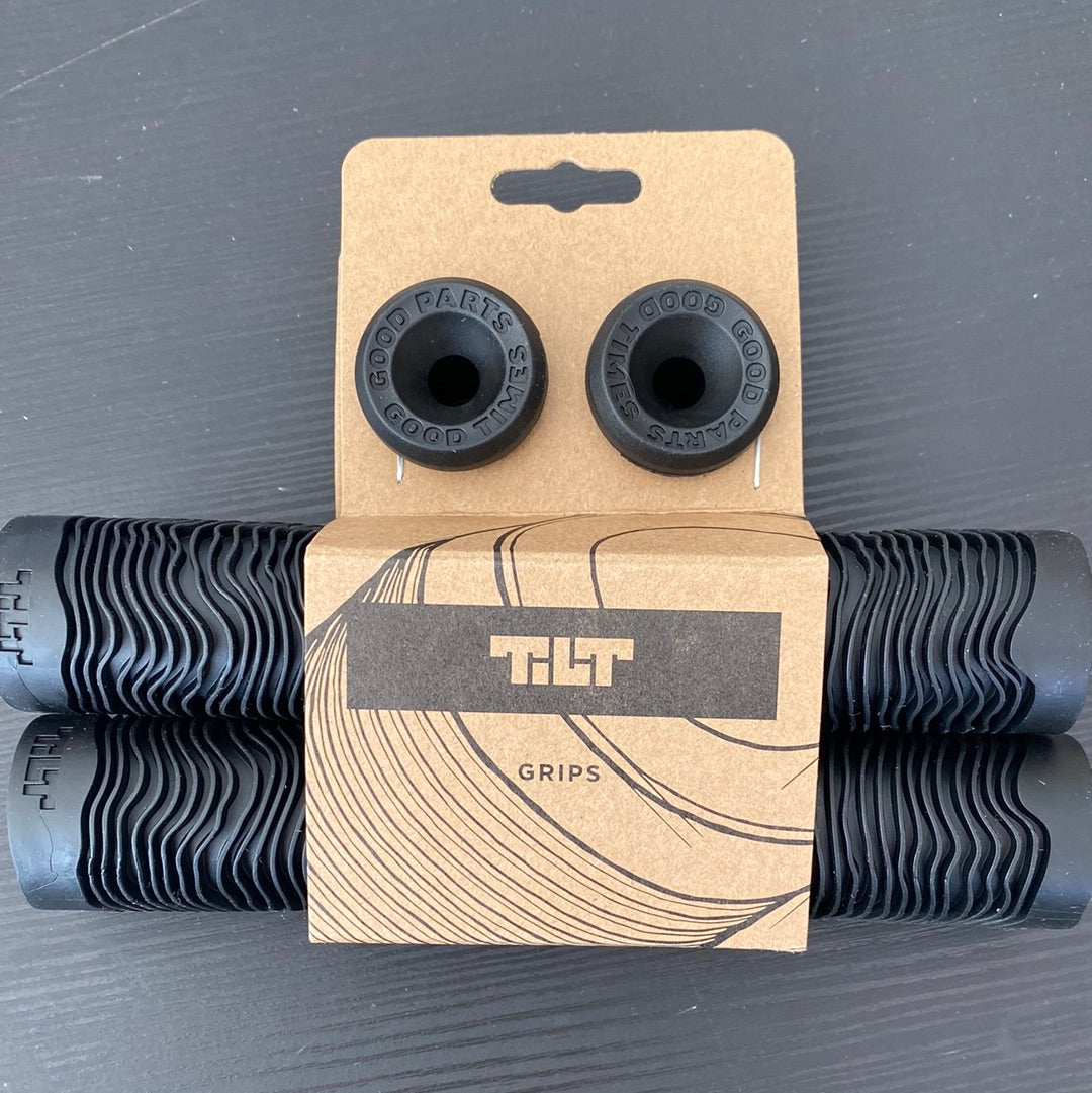 Tilt Topo Grips Black
