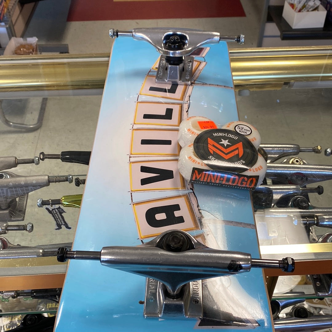 Daville Complete Skateboard 7.75 Haymount