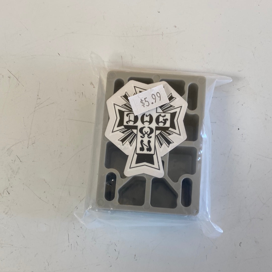 Dogtown 1/2” Risers Gray