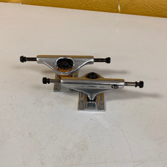 Industrial trucks 4.75 silver