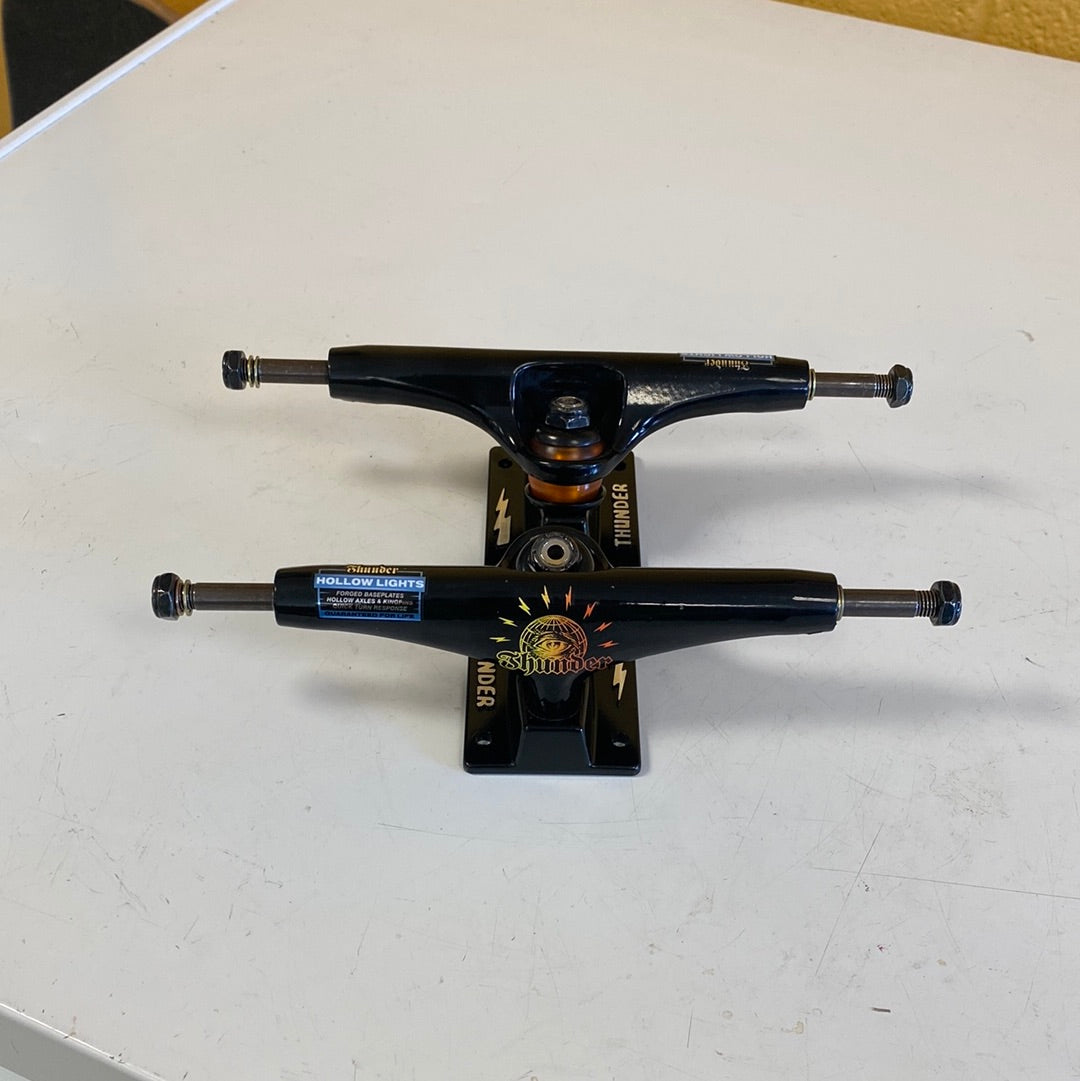 Thunder trucks 151 electric eye black hollow forged