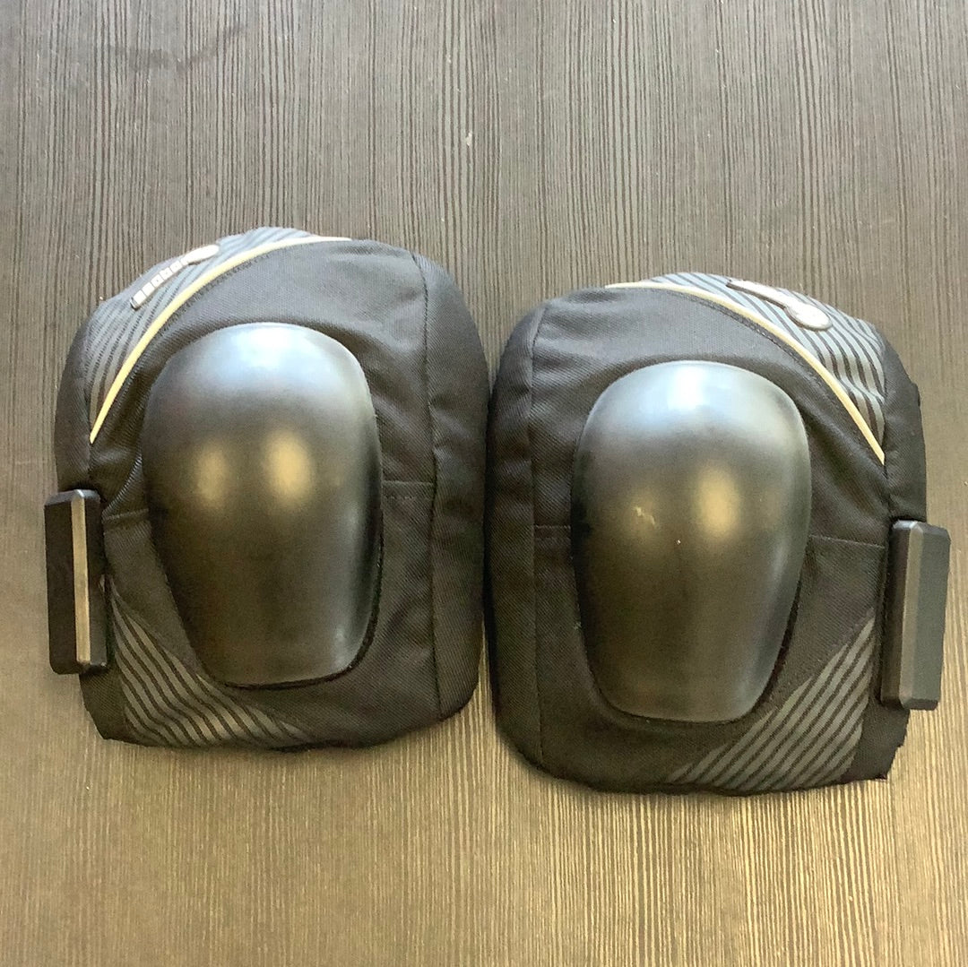 Sector 9 knee pads momentum S/M