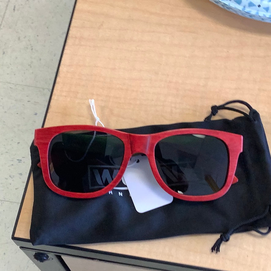 WUDN Sunglasses recycled skateboard