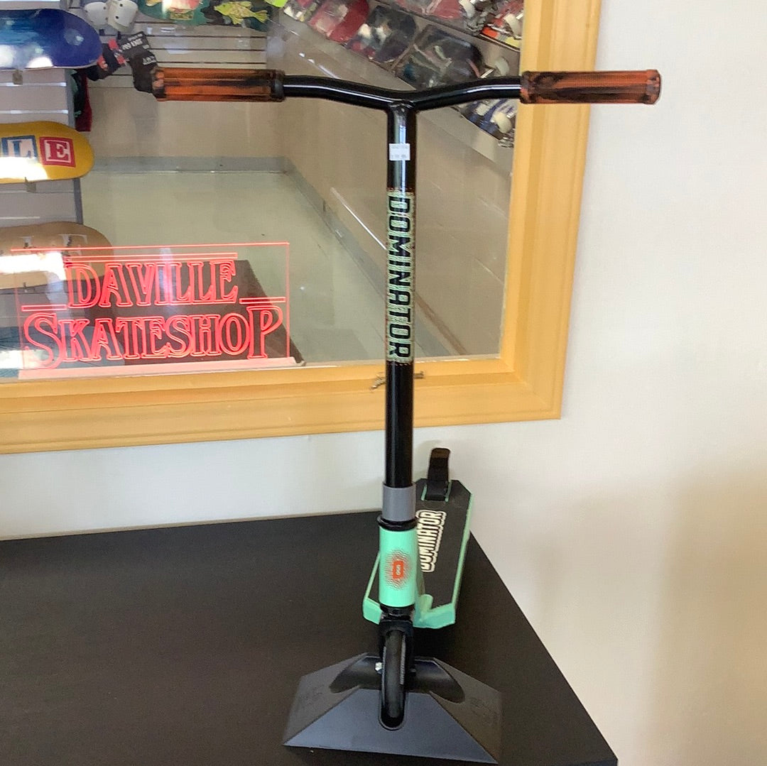 Dominator Trooper Scooter Complete Teal