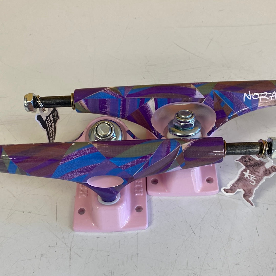 Krux Trucks 8.5 Nora