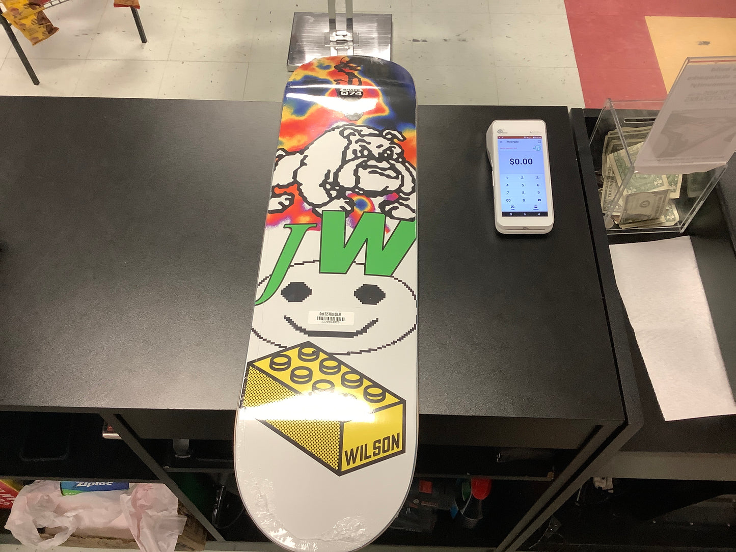 Quasi 8.25 deck Wilson Q74 dog