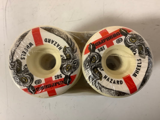 Hazard wheels 58mm 101a du Rune Glifberg Cp formula