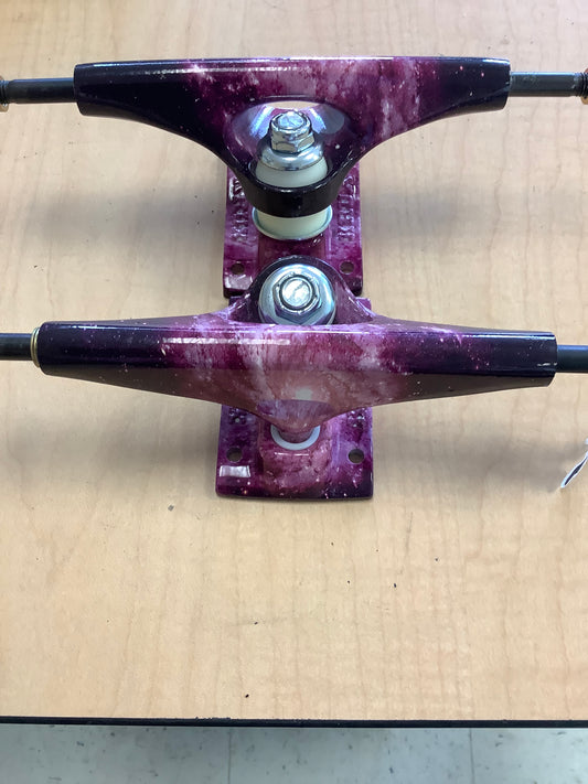 Krux Trucks Galaxy 8.0
