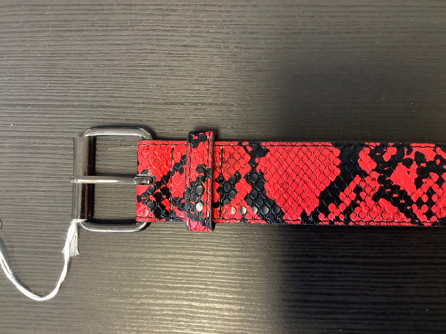 Loosey Red Slither belt
