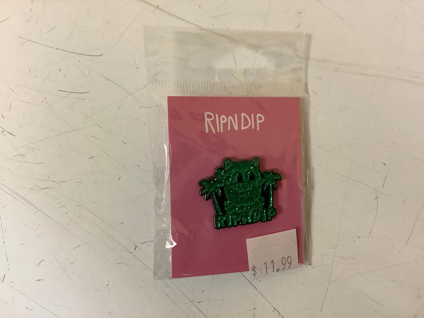 Rip n Dip lapel pin green glitter cat