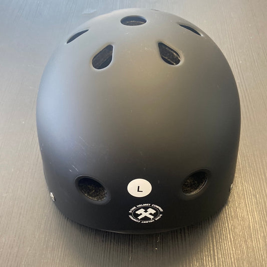 S One Helmet Black L