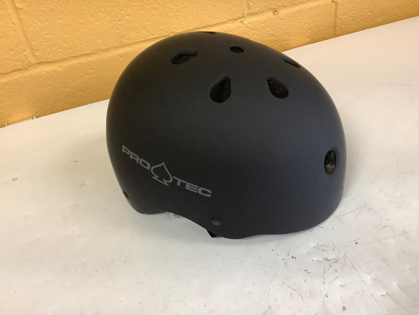 Protec certified classic matte black xl helmet