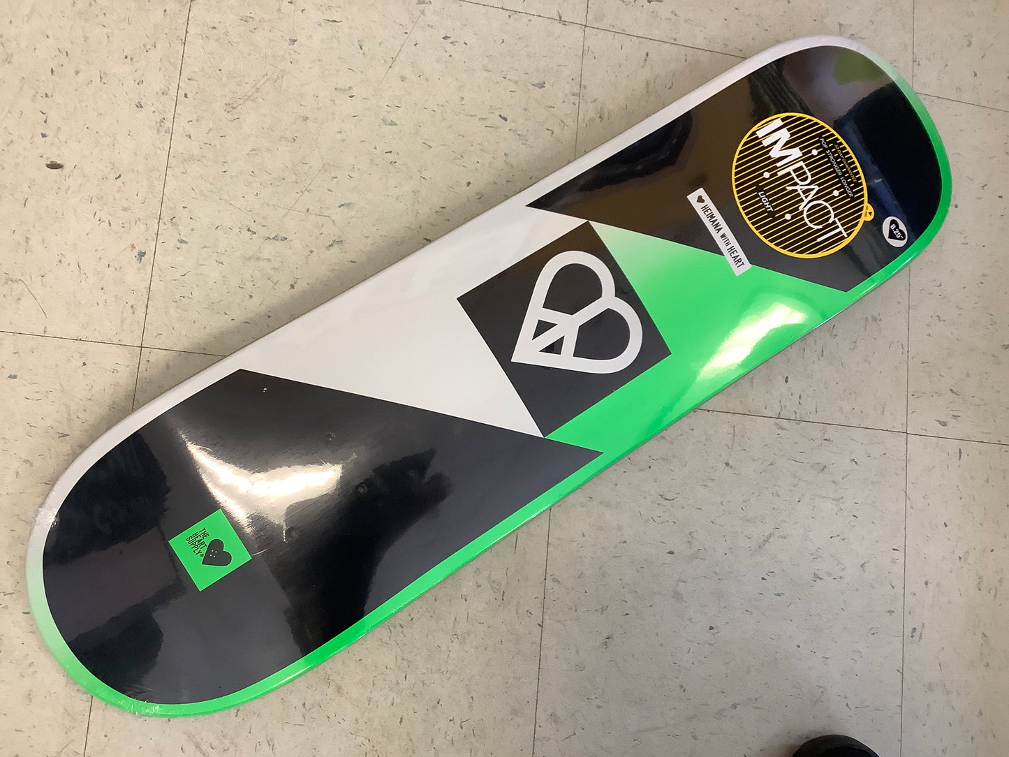 The Heart Supply 8.25 deck pro Heimana Impact Light