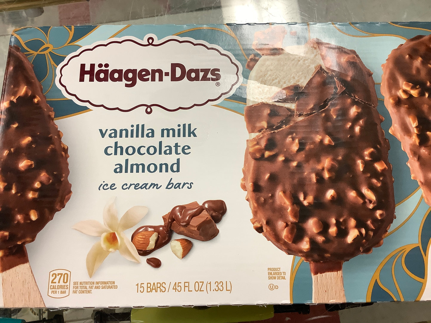 Häagen-Dazs ice cream bar haagen