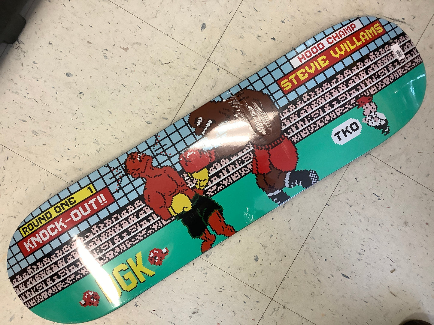 DGK deck Stevie Williams 8 bit TKO 8.25