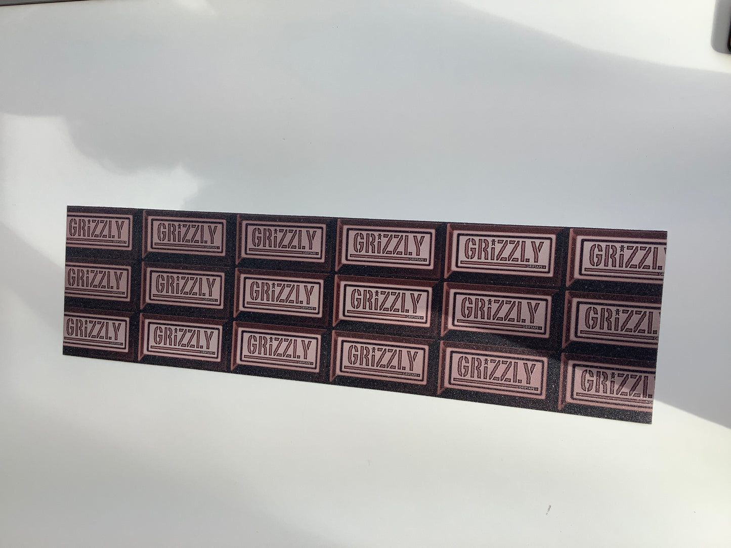 Grizzly chocolate bar Pattern Griptape