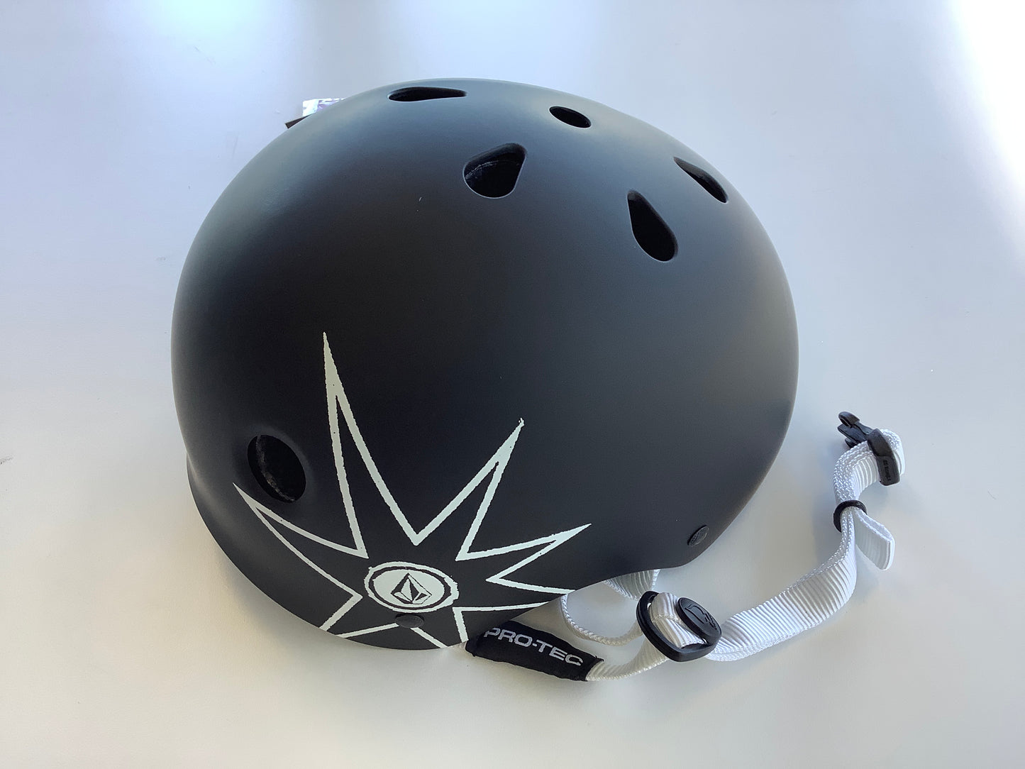 Protec helmet Volcom XS Classic Certified Luminator