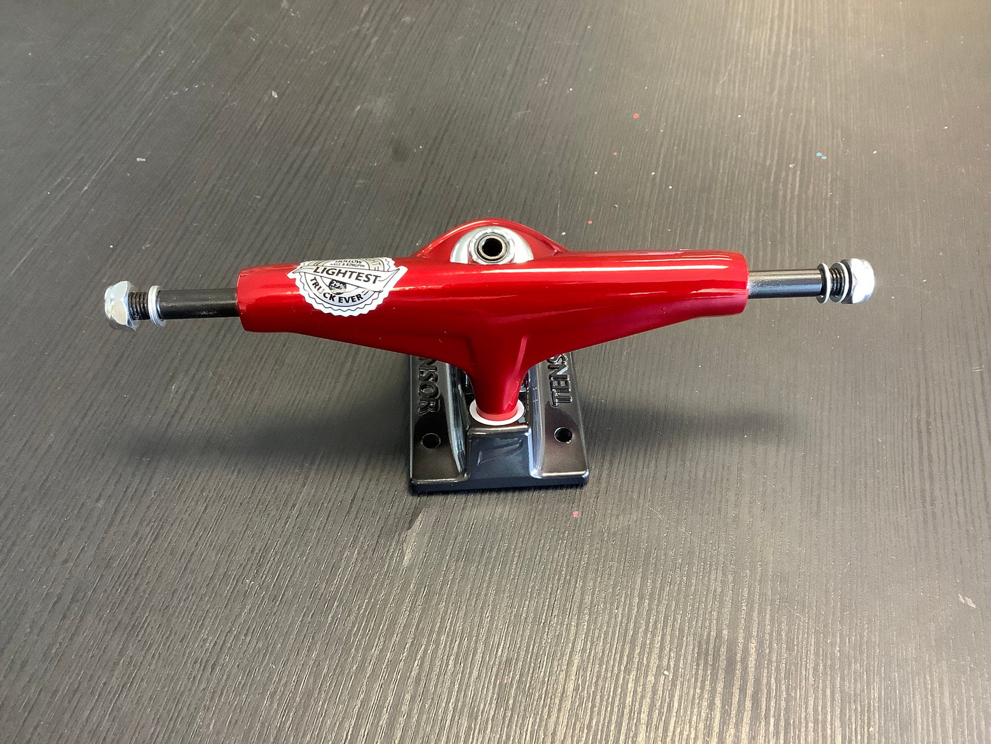 Tensor trucks maglight red 5.25 set