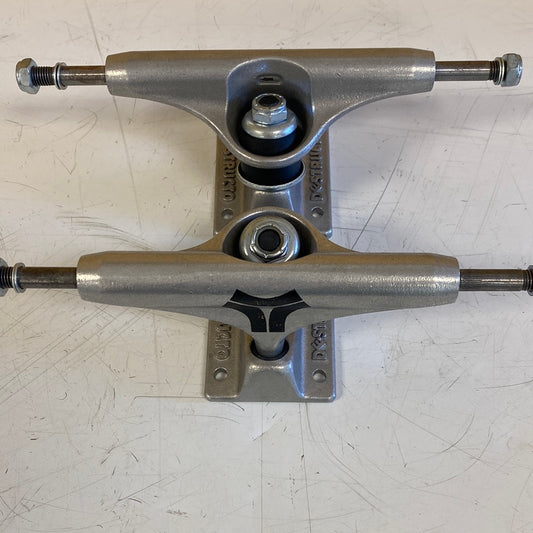 Destructo trucks Mid 5.25