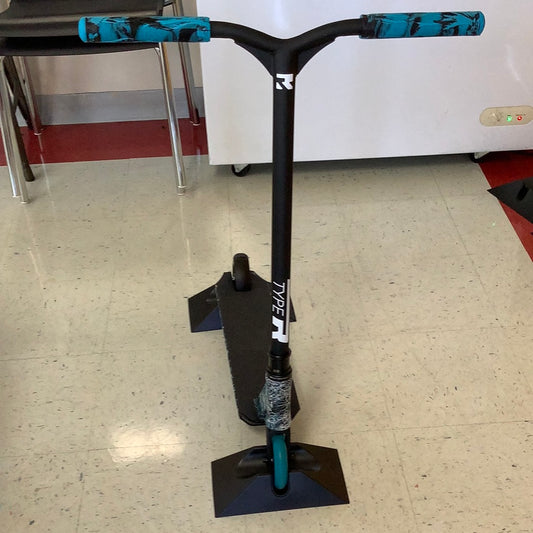 Root Industries Type R Complete Scooter (assorted-sold separately)