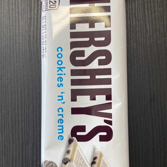 Hershey bar cookies n crème 1.55oz