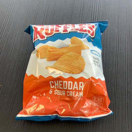 Ruffles cheddar & sour cream chips 1 1/2oz
