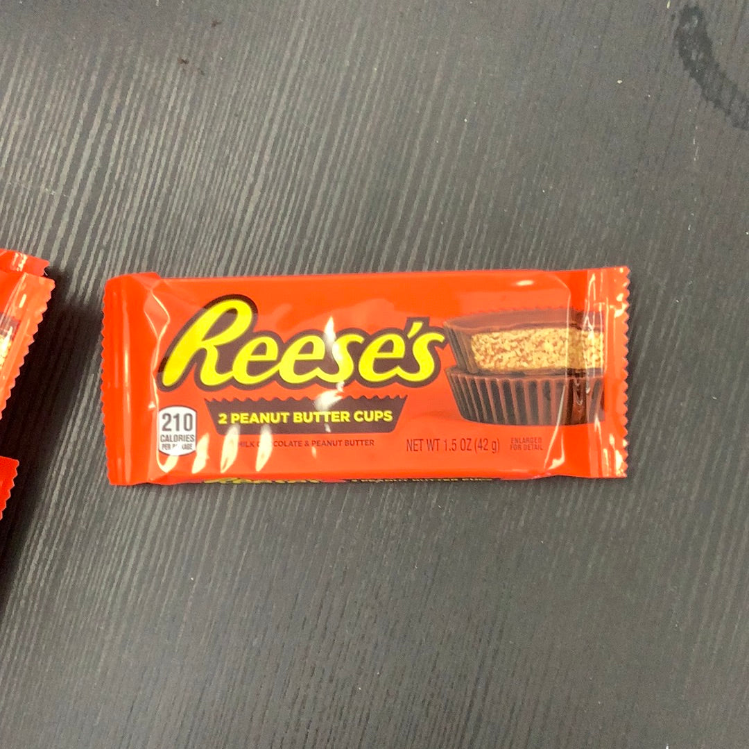 Reese’s peanut butter cups 1.5oz