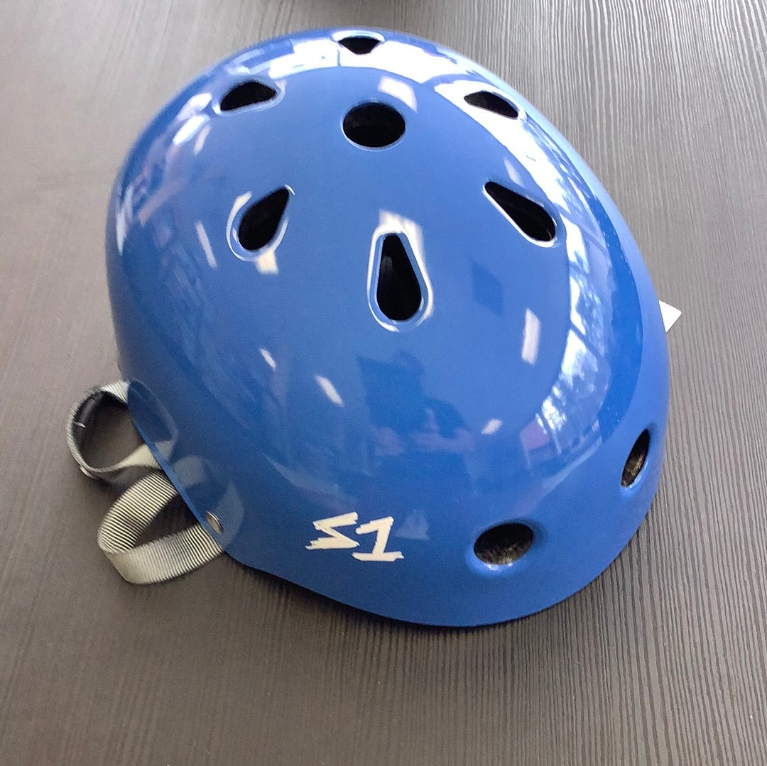 S One helmet blue S